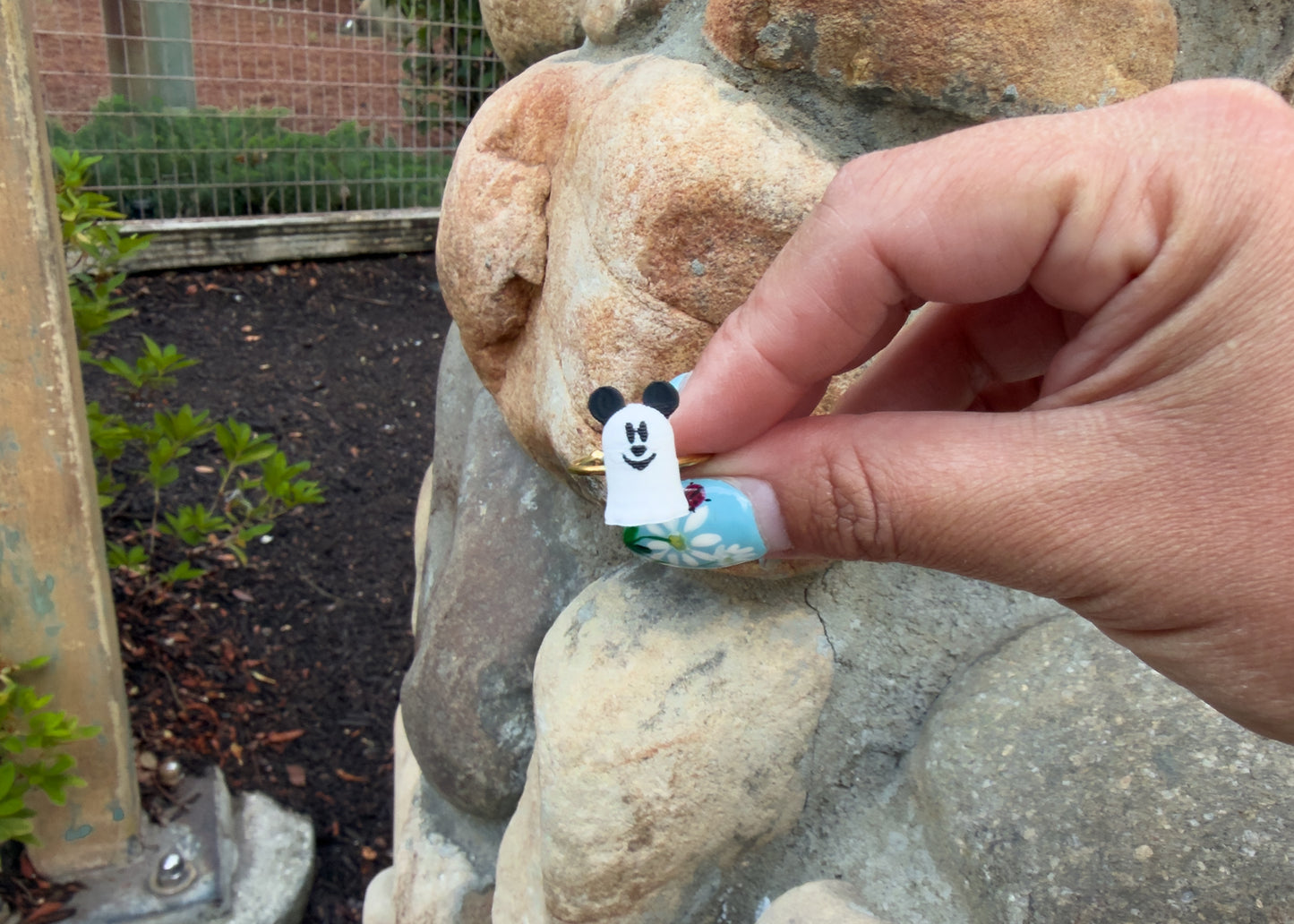Ghost Mouse Ring