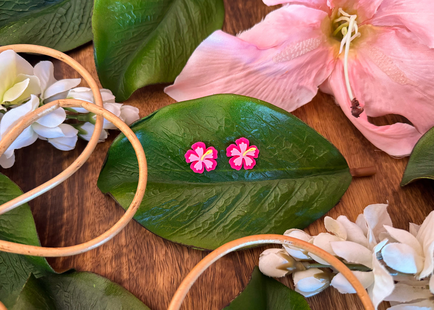 Amapola Rosa Stud Earrings