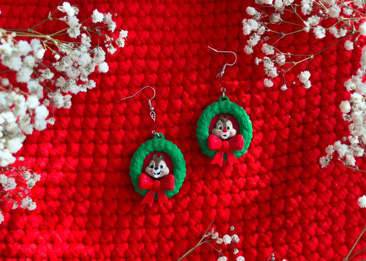 Chipmunk Wreath Earrings
