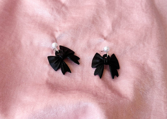 The MINI Dahlia Black Bow Earrings