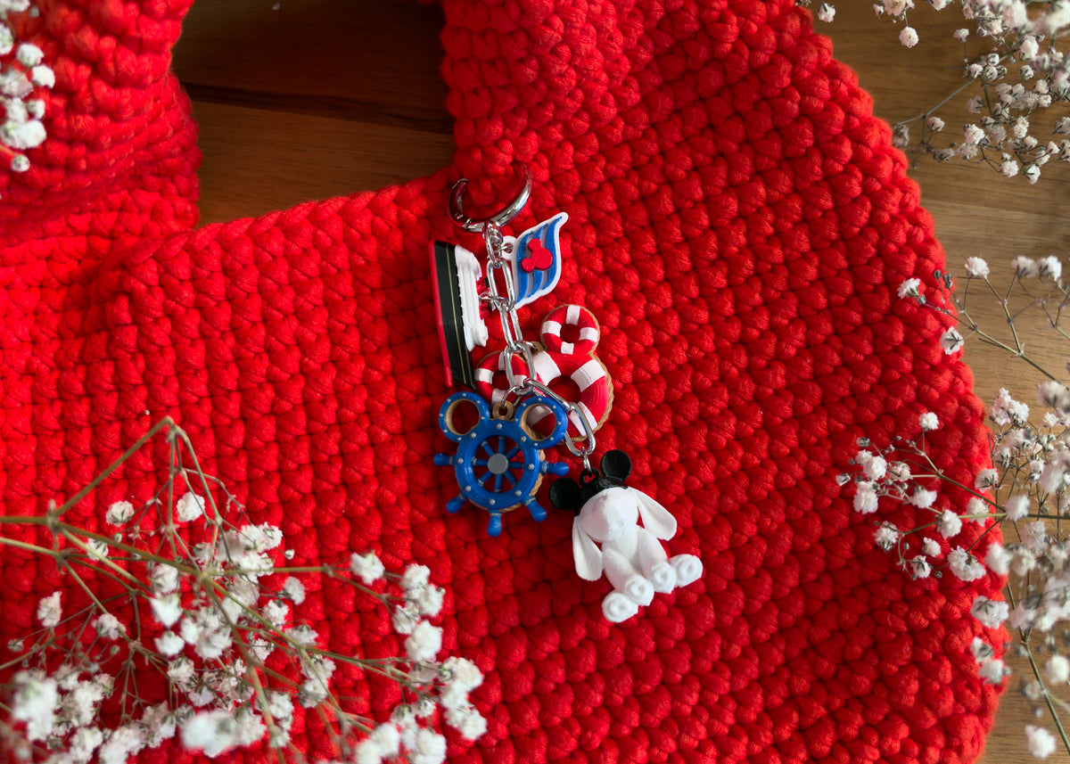 Mouse Cruise Dangle Bag Charm
