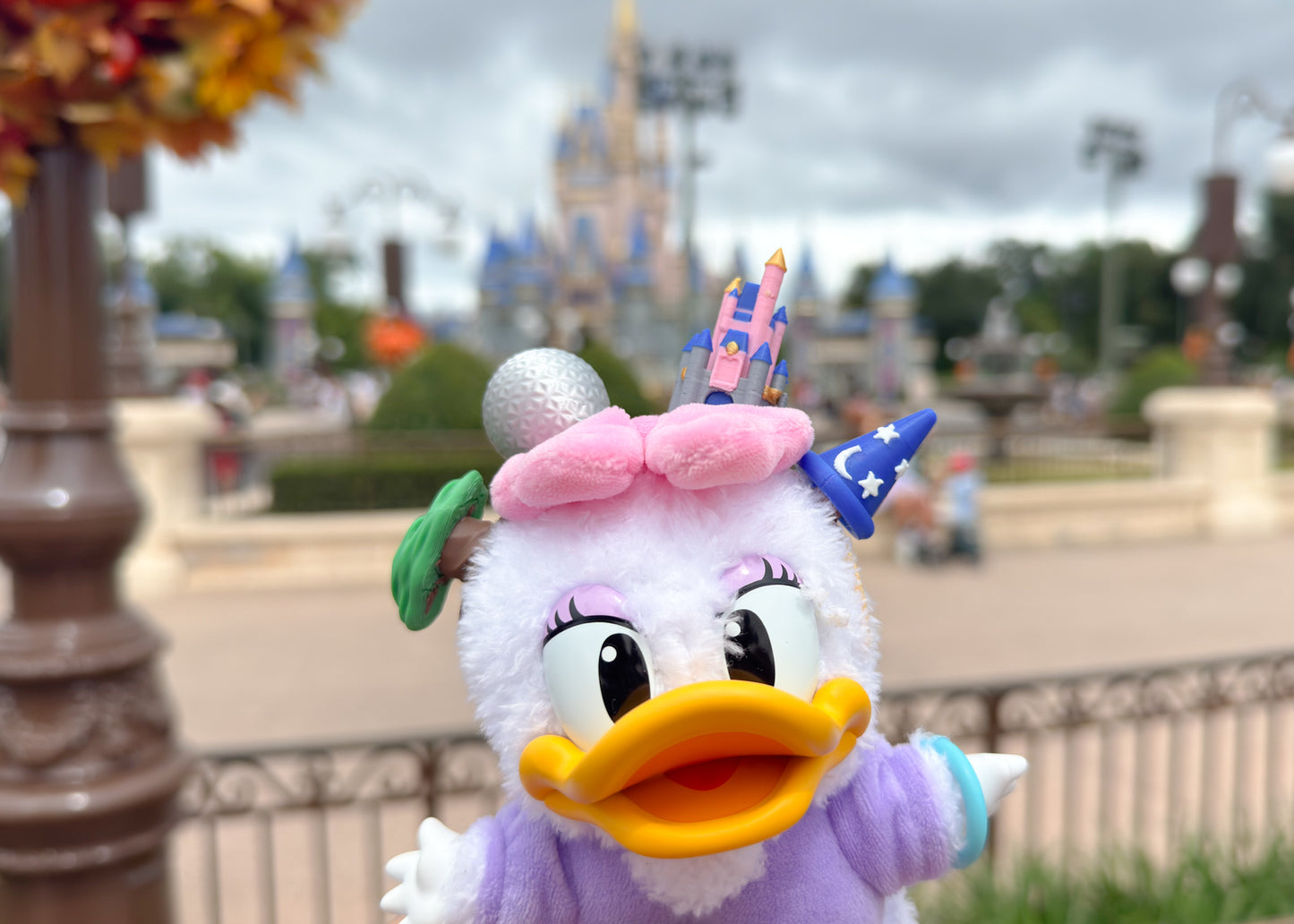 Magical World Bag Plush Crown