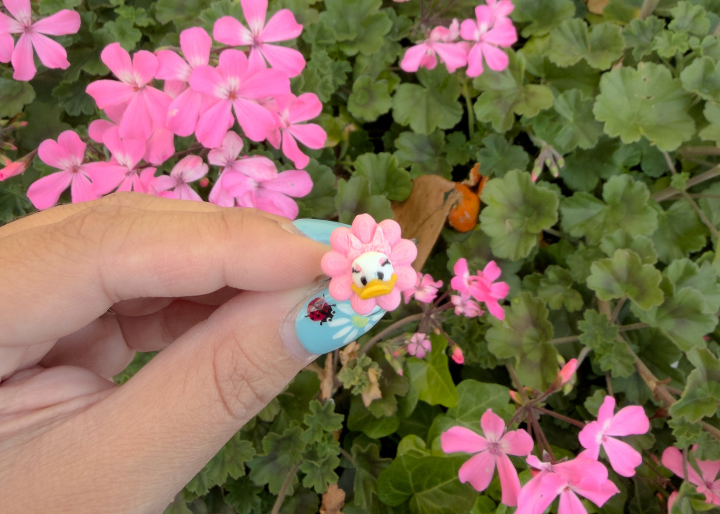 Sassy Duck Flower Ring
